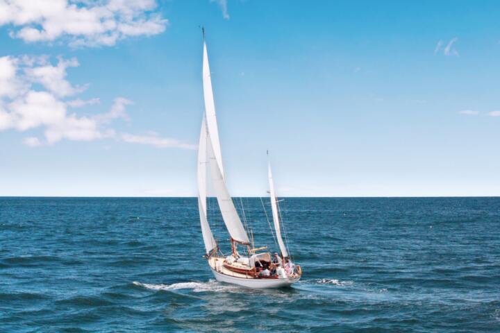 sailboat charters