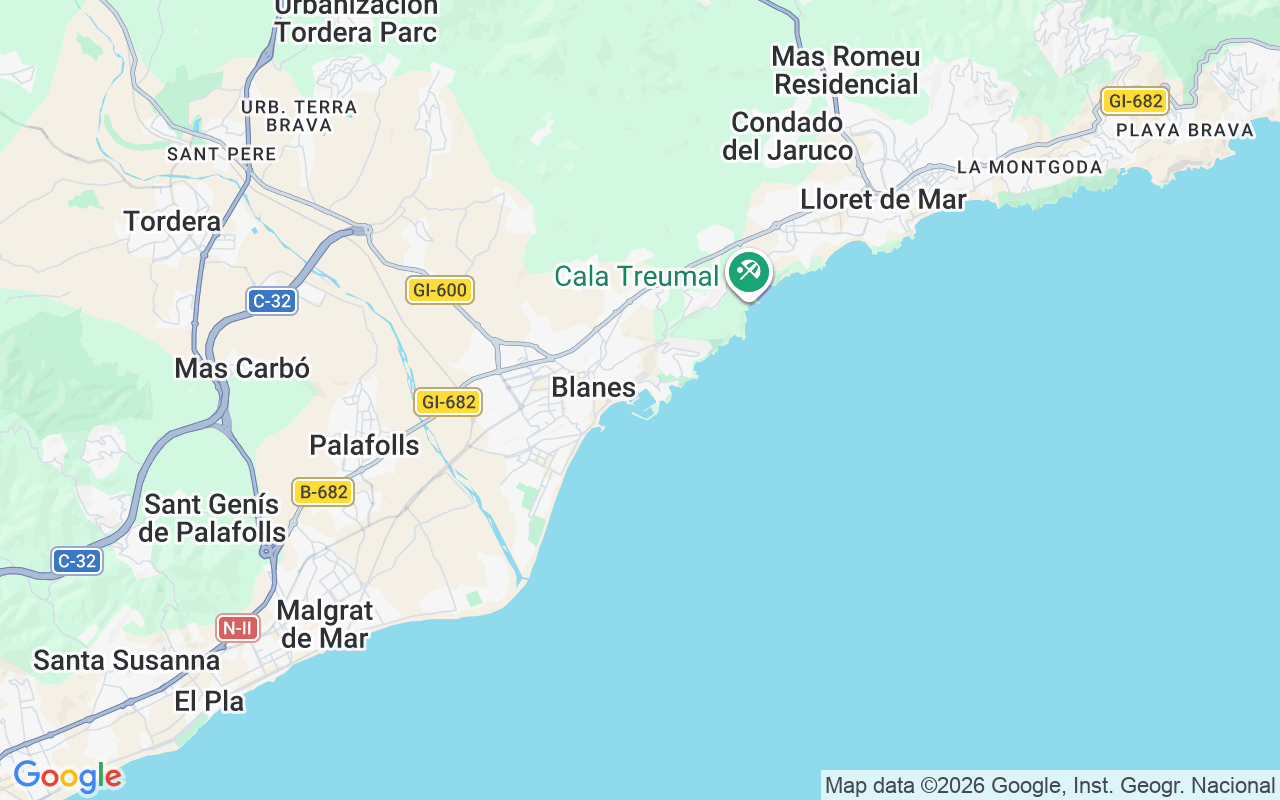 De locatie van Motorboot: Puerto De Blanes, 17300 Blanes
