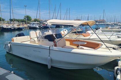 Miete Motorboot Invictus FX240 Agde