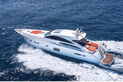 Miete Motoryacht Princess V70 Antibes