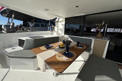 Alquiler Catamarán Dufour Yachts Dufour 48 Catamaran - 5 + 1 cab. Denia