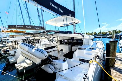 Alquiler Catamarán Lagoon-Bénéteau Lagoon 46 - 4 + 2 cab. Nasáu