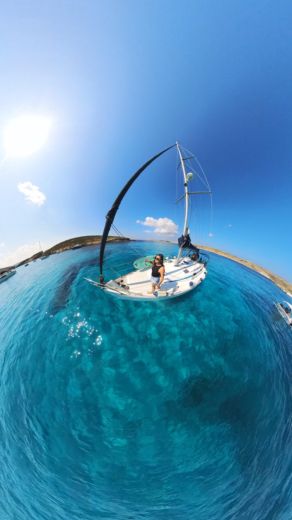 La Valeta Sailboat Bavaria Bavaria 40. alt tag text