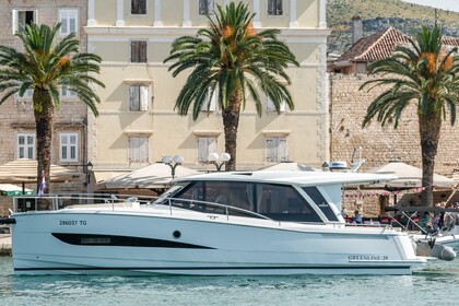 Location Bateau à moteur Greenline Yachts Greenline 39 Split