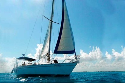 Rental Sailboat Ketch 40 Cancún