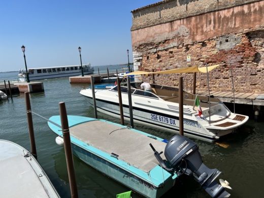 Venetië Motorboat Profilmarine Cherokee 35 alt tag text