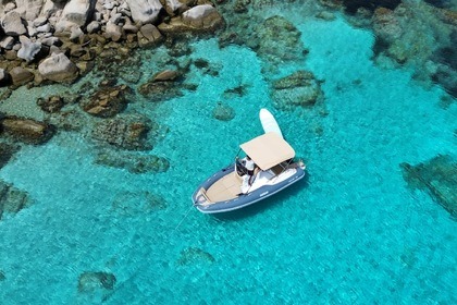 Miete RIB Salpa Soleil 18 Baja Sardinia