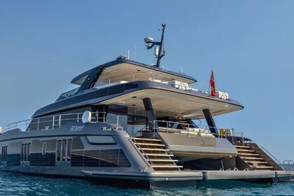 Charter Catamaran Sunreef 80 Sunreef Power Caribbean