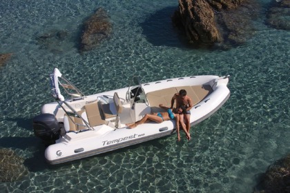 Charter Boat without licence  Capelli Capelli Tempest 600 Ponza