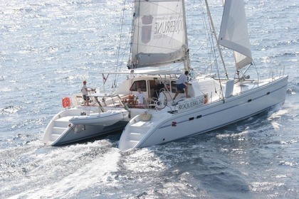 Hire Catamaran Sud Composites switch 51 Sète