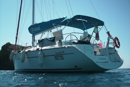 Charter Sailboat BENETEAU CYCLADES 39.3 Palermo