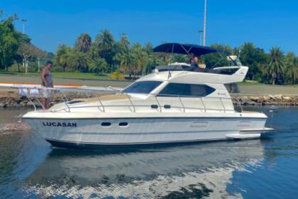 Charter Motorboat Intermarine Oceanic Flybridge 36 Rio de Janeiro