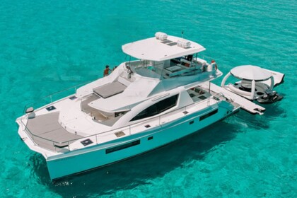 Rental Catamaran Catamaran Leopard Leopard 51 ft PowerCat Puerto Aventuras