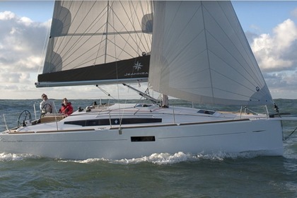 Charter Sailboat JEANNEAU SUN ODYSSEY 349 Volos