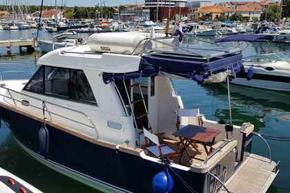 Hire Motorboat ADRIA Event 850 Biograd na Moru