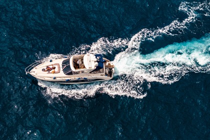 Noleggio Barca a motore Azimut Atlantis Salerno