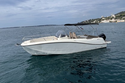 Location Bateau à moteur Quicksilver Activ 755 Open Cannes