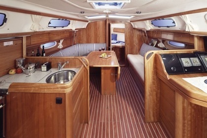 Miete Segelboot BAVARIA 33' Cruiser Trogir