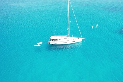 Hire Sailboat Beneteau Oceanis 60 Hyères