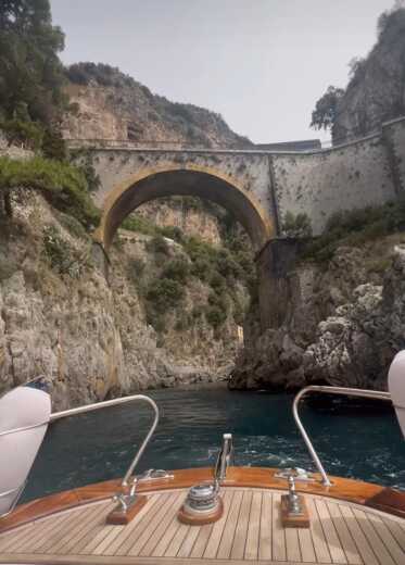 Amalfi Motorboat Aprea Gozzo Milano Aprea alt tag text