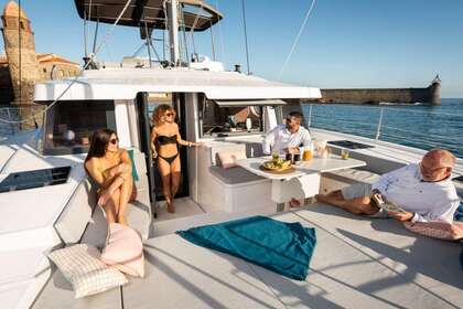 Hire Catamaran Bali - Catana 4.6 Çeşme