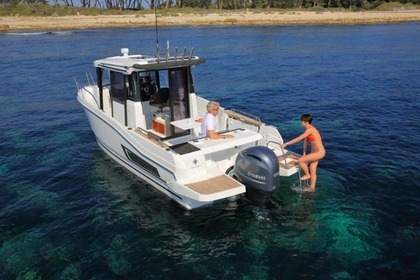 Charter Motorboat Jeanneau Merry Fisher 795 La Trinité-sur-Mer