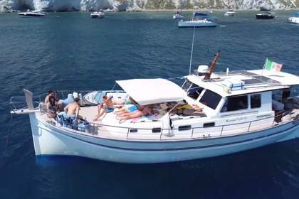 Charter Motorboat Astilleros Menorca Menorquin 150 Ponza