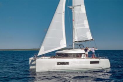 Charter Catamaran Lagoon Lagoon 40 Šolta