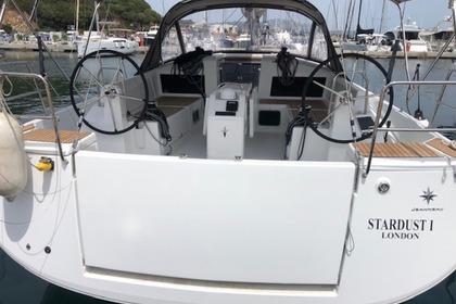 Hire Sailboat Jeanneau Sun Odyssey 440  Portisco