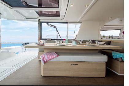 Location Catamaran Bali Bali 5.4 with watermaker & A/C - PLUS Raiatea