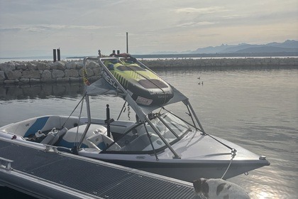 Miete Motorboot Correct Craft Nautique Ski 196 330cv V8 Hermance