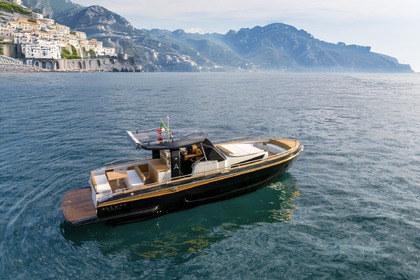 Hire Motorboat Yacht Allure 38 Master HT Amalfi
