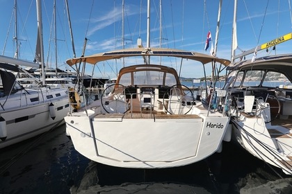 Hyra båt Segelbåt DUFOUR DUFOUR 460 GRAND LARGE Trogir