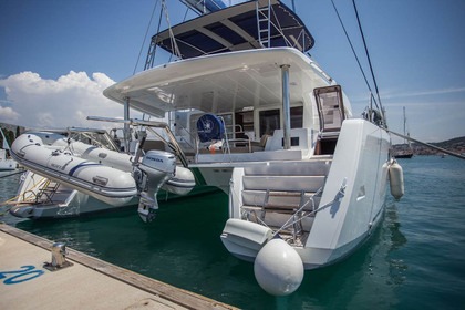 Charter Catamaran Lagoon-Bénéteau Lagoon 52 - 6 + 2 cab. Palma de Mallorca