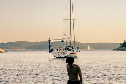 Verhuur Zeilboot Jeanneau ONE DESING Hvar