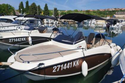 Miete Motorboot Quicksilver Activ 605 Sundeck Punat