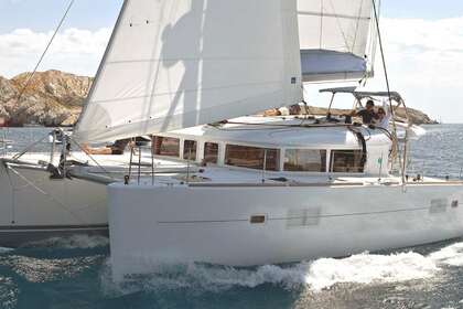 Rental Catamaran LAGOON 440 Athens