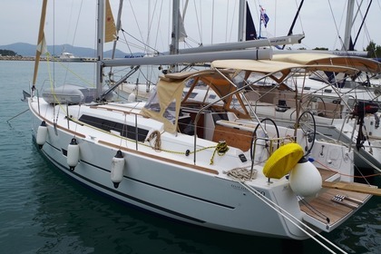 Hire Sailboat DUFOUR 350 GL Sukošan