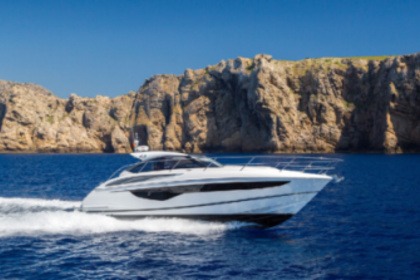 Miete Motorboot PRINCESS YACHTS PRINCESS V40 Grimaud