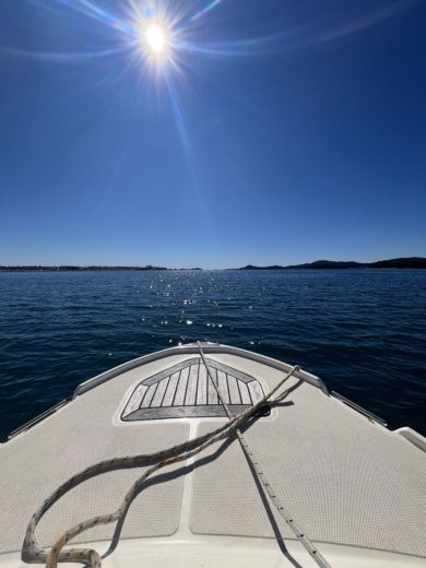 Sveti Filip I Jakov Motorboat ADRIA 500 alt tag text