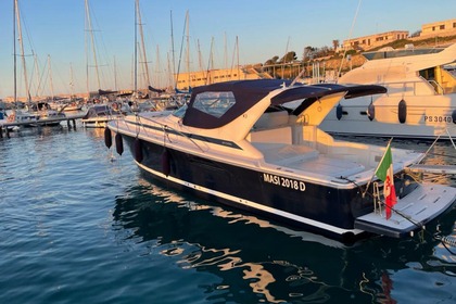 Charter Motorboat Riviera offshore 40 Otranto