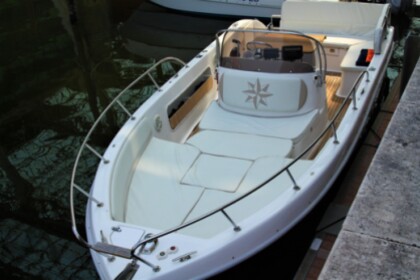 Miete Motorboot Saver 690 Open Venedig