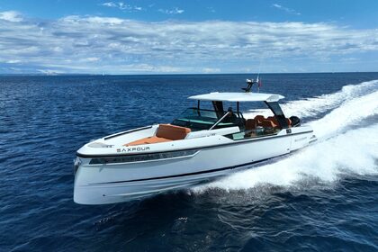 Charter Motorboat Saxdor 320 GTO Golfo Aranci