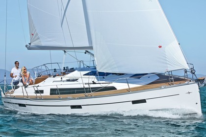 Czarter Jacht żaglowy BAVARIA CRUISER 37 Leukada