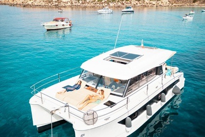 Location Catamaran Fountaine Pajot MY4.S Trapani
