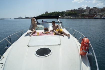 Noleggio Barca a motore Cranchi Smeraldo 36 Taranto