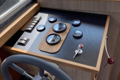 Hire Houseboat Triton Aquanaut 1000 AK Jirnsum