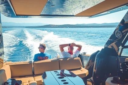 Ενοικίαση Μηχανοκίνητο σκάφος Colnago 38 Cabin Τρογκίρ