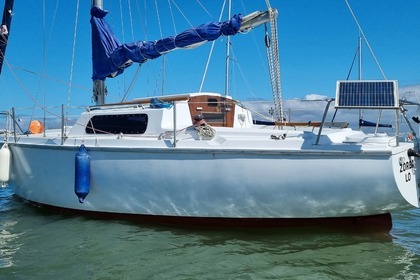 Hire Sailboat Gibert Marine Sangria GTE La Plaine-sur-Mer
