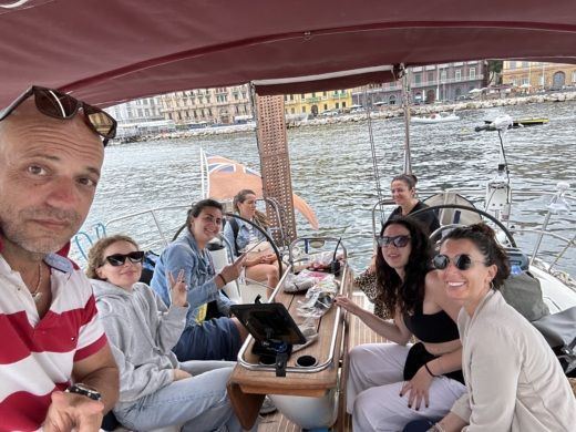 Νάπολη Sailboat Jeanneau Sun Odyssey 43 alt tag text